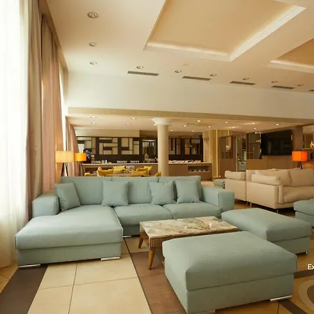 Хотел Alua Sunny & 5*