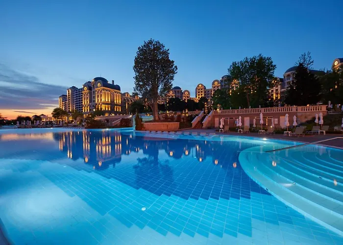 Отель Dreams Sunny And