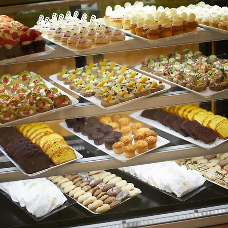 Хотел Dreams Sunny And 5*