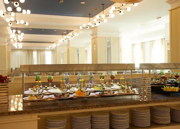 Dreams Sunny And Отель